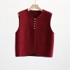 03209cbe-4a5f-4f24-b438-d8f3ea6f1488.jpg Static Luxury Old Money Style Round Neck Golden Bean Buckle Knitted Vest