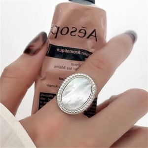 1f396eb7-d7ee-49b7-b76b-5a75b134a48d.jpg Retro High-quality 925 Silver Ring Elegant Minimalist Ins Vibe Versatile Non-fade Silver Accessory
