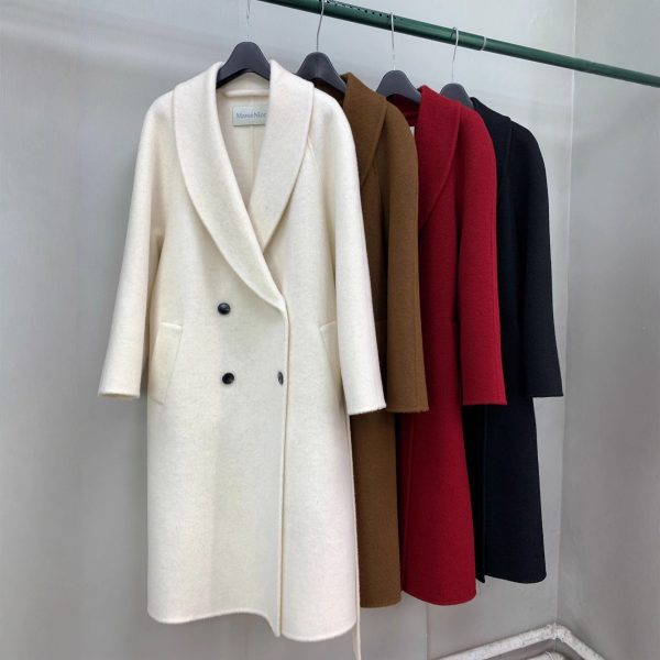 544eeb9c-537c-4084-82c5-4cd5333c22c6.jpg Long Double-faced Wool Coat With A Tie Closure