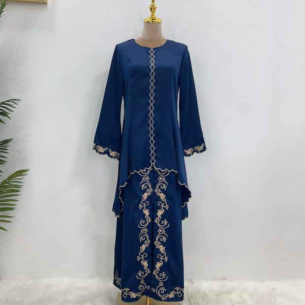 627c4859-8a09-4879-adb7-20637cb06427.jpg Exquisite Embroidered Middle East Dress Suit