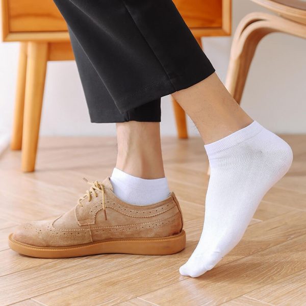 7640cf78-bd9d-4b70-92a9-c15cdde70fa1.jpg Wash Free Deodorant Sweat Absorbing Socks