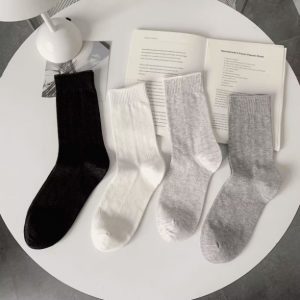 8ca71cbc-7b1a-48bc-ab11-cced7df470d2.jpg Socks-Curled and hollowed out-White-1 pair