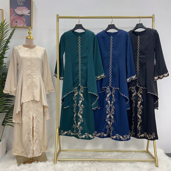 aa240f1d-b751-450c-8eb6-47e95d680cf0.jpg Exquisite Embroidered Middle East Dress Suit