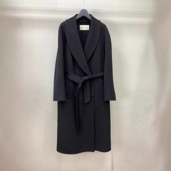 bc88bf55-cfc7-4bf8-926d-5a213e3f1ad4.jpg Long Double-faced Wool Coat With A Tie Closure