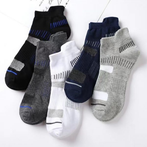 df88ddf0-f40d-4544-914c-5718df77e81b_fine.jpeg Mesh Cotton Sweat Wicking And Breathable Sports Socks