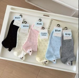 ff04470d-3cca-48e7-bfd4-765306a1f133.jpg Socks-Heeled Dachshund-White-1 pair